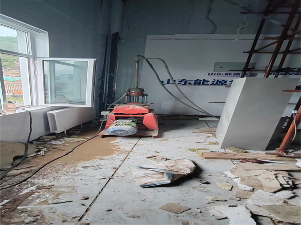 耿马地基基础下沉墙体裂缝加固注浆顶升施工